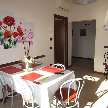 Maura Appartamenti Peschiera del Garda Ngoại thất bức ảnh