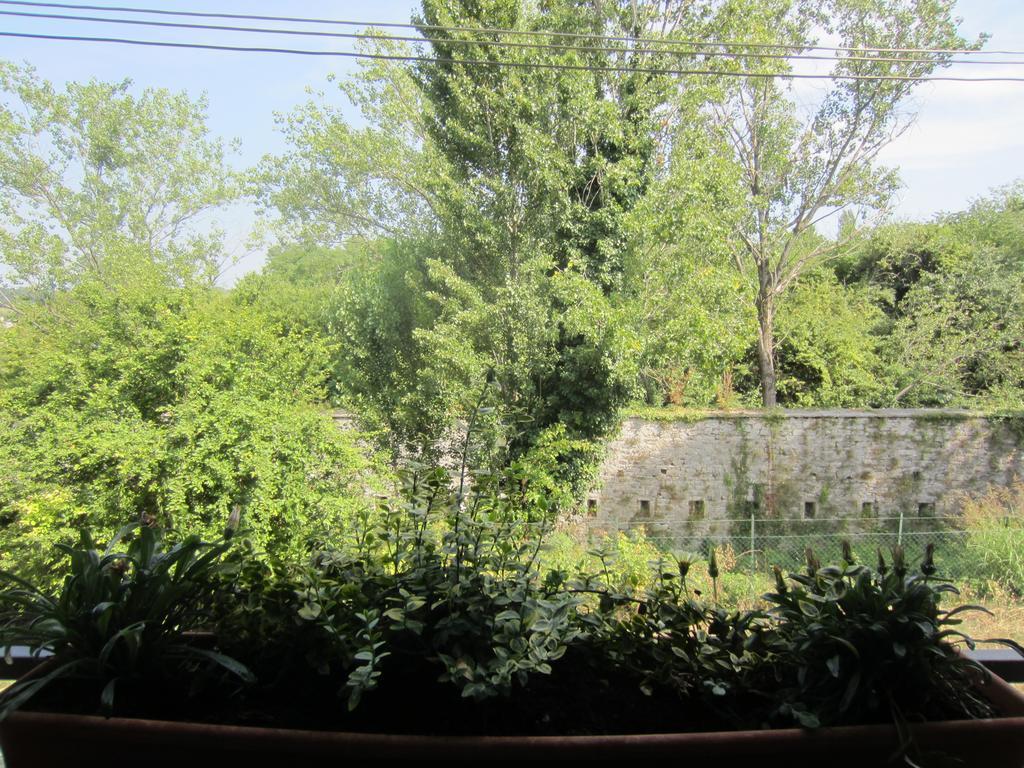 Maura Appartamenti Peschiera del Garda Phòng bức ảnh