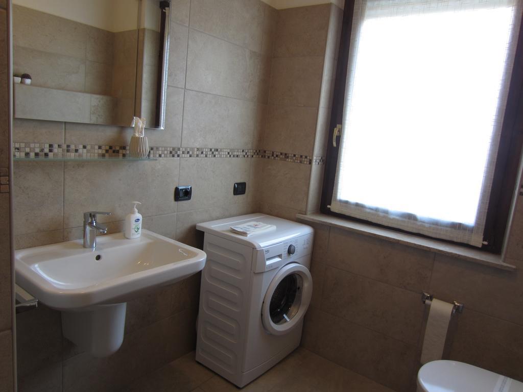 Maura Appartamenti Peschiera del Garda Ngoại thất bức ảnh